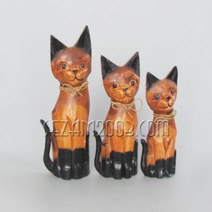 Cats from wood decorated 3 pcs set