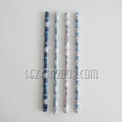 Wrapping paper 4 sheets per roll, 4 types per pack
