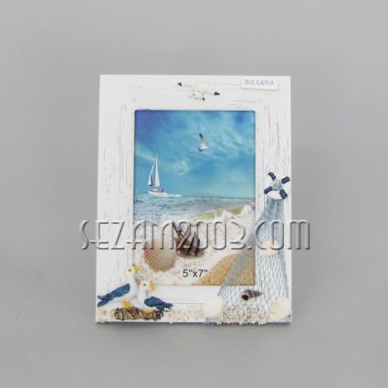 Wooden photo frame with marine decor+BG
