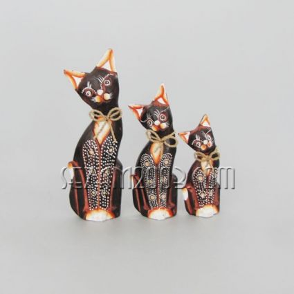 Decorated wooden cats - set of 3