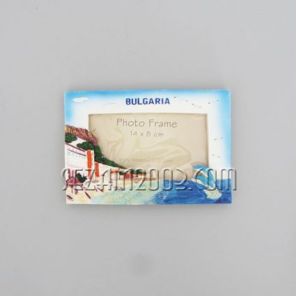 Рамка за снимки  от полирезин с релефни изгледи от България