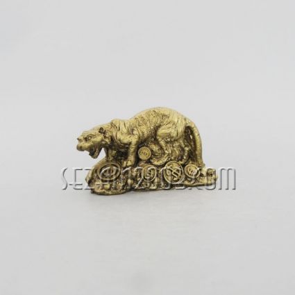 Tiger-feng shui figurine from polyresin