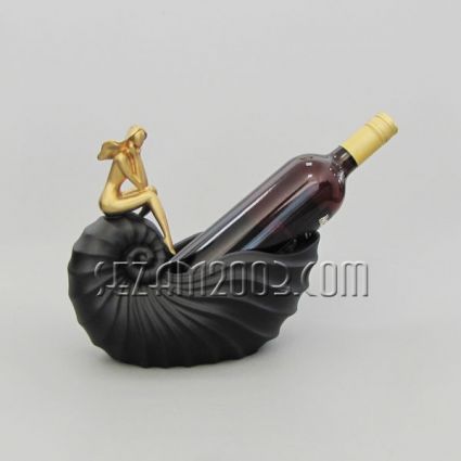 Seashell-bottle holder 